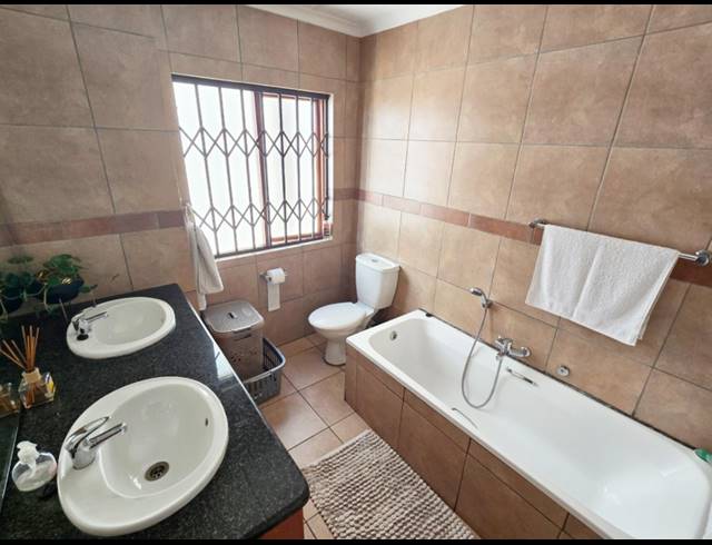 88M² APARTMENT BLOCK FOR SALE IN MEYERSDAL